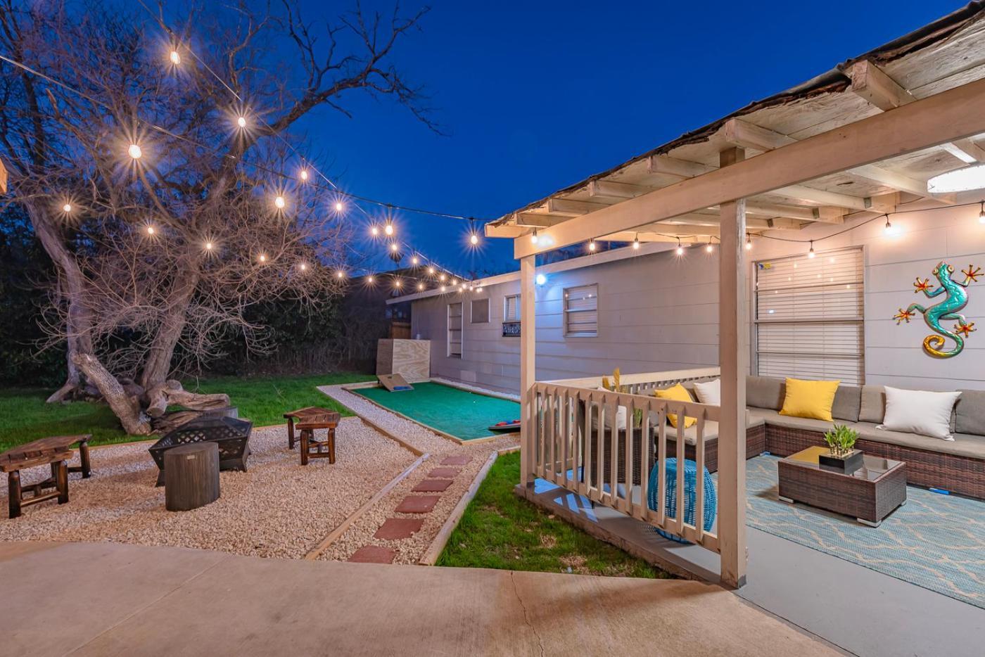 Game Room, Pool & Fire Pit At The Medical Center San Antonio Exterior foto