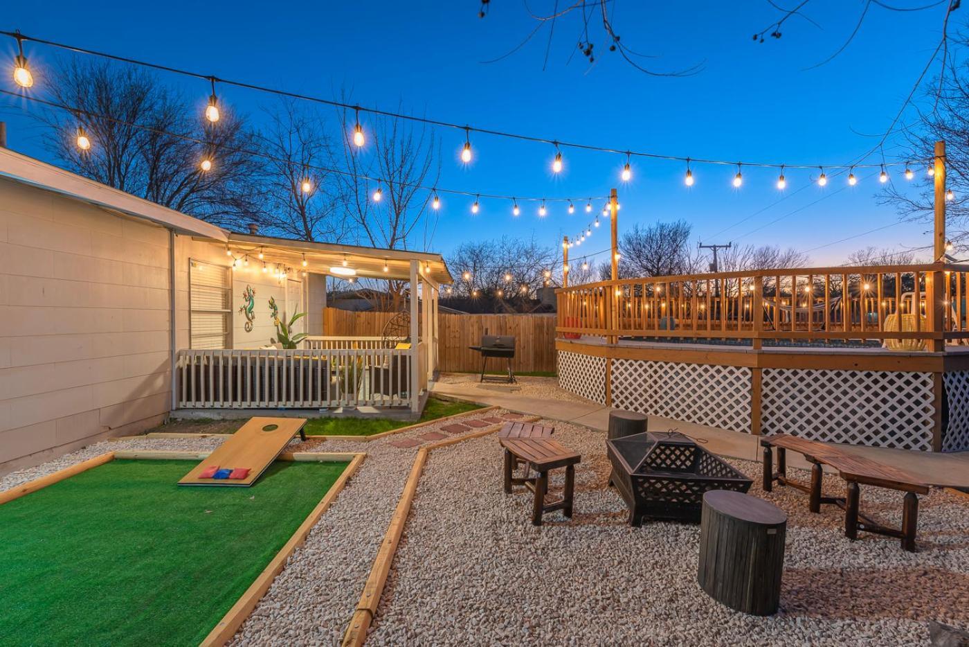 Game Room, Pool & Fire Pit At The Medical Center San Antonio Exterior foto