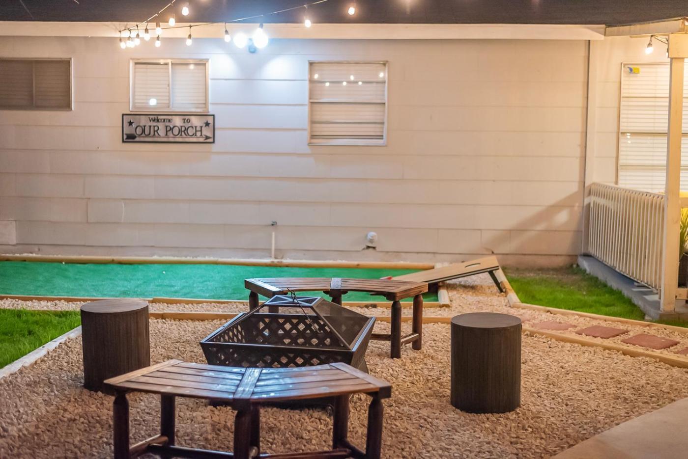 Game Room, Pool & Fire Pit At The Medical Center San Antonio Exterior foto