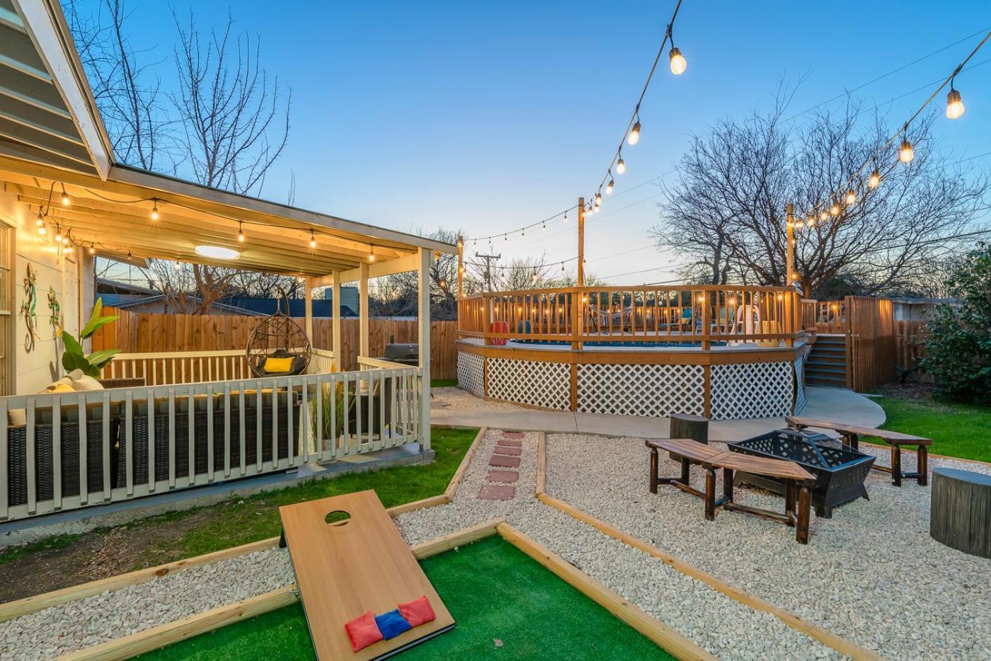 Game Room, Pool & Fire Pit At The Medical Center San Antonio Exterior foto