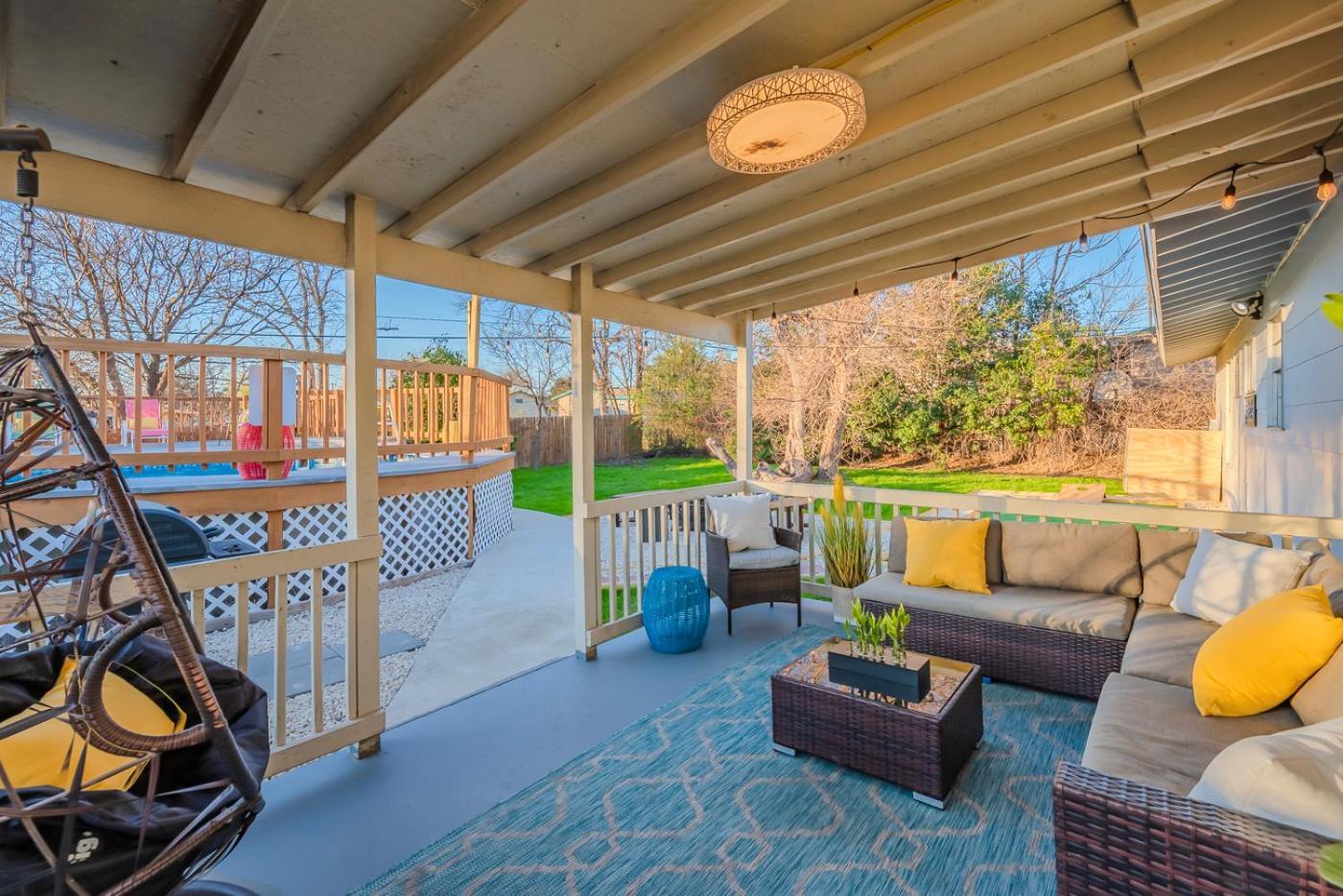 Game Room, Pool & Fire Pit At The Medical Center San Antonio Exterior foto