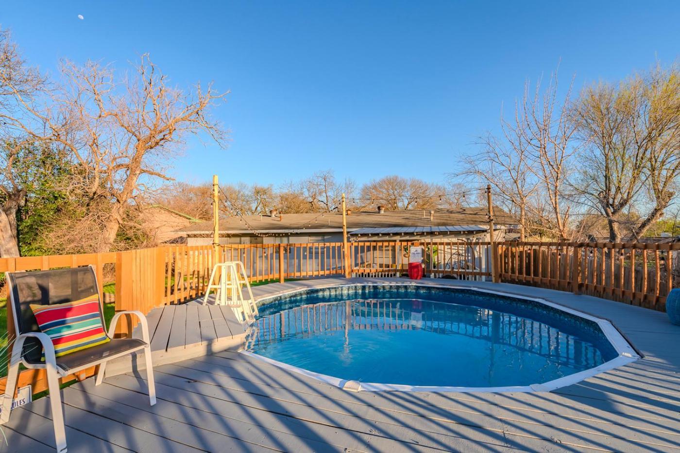 Game Room, Pool & Fire Pit At The Medical Center San Antonio Exterior foto